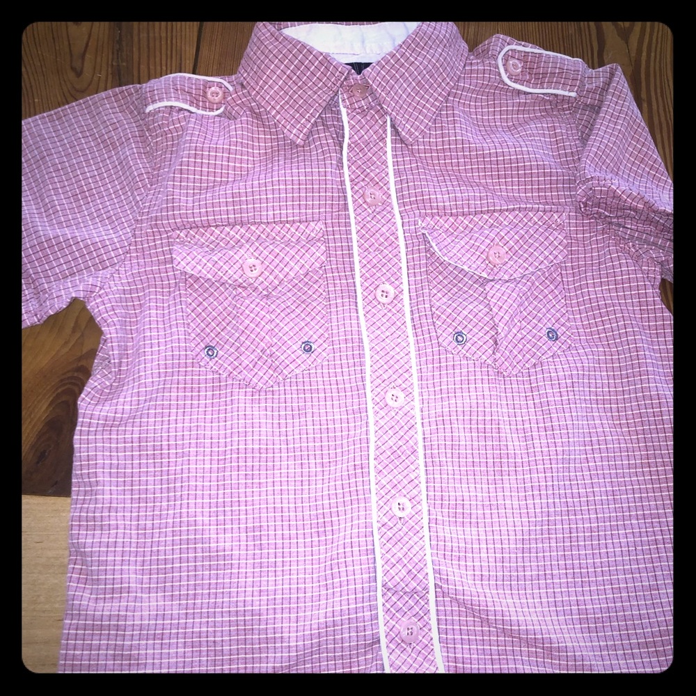 Red + White Gingham Short Sleeve, Button-Up Boy's Shirt - 6 - New Condition